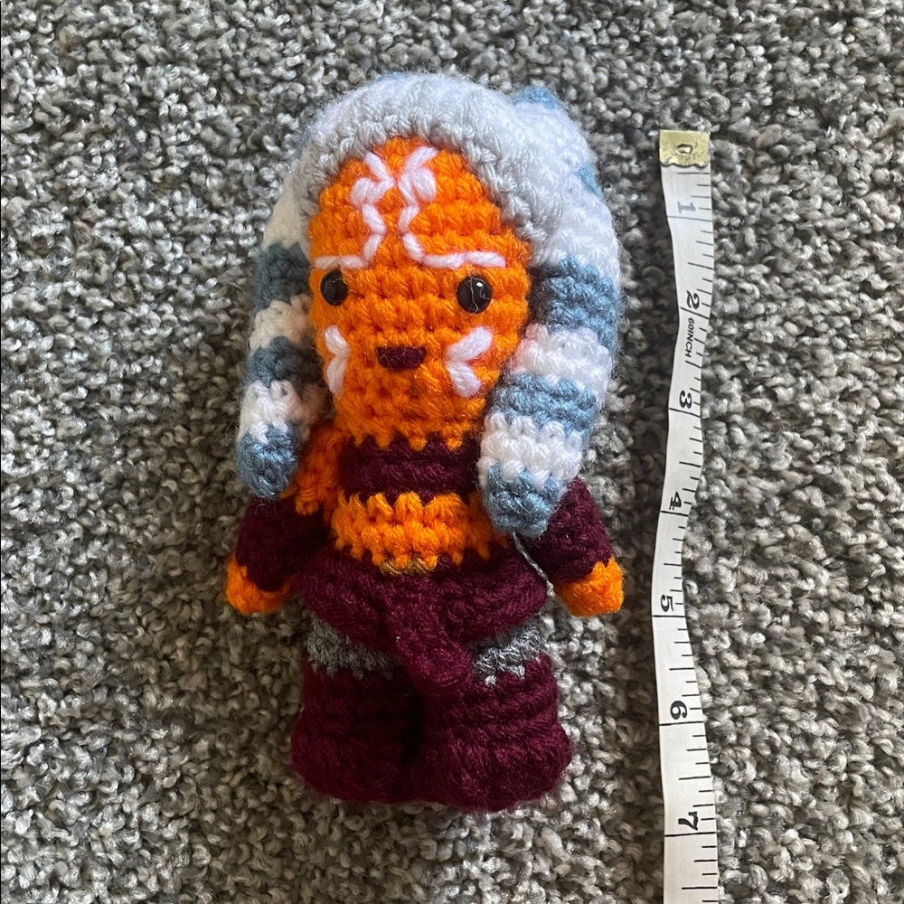 Ahsoka Tano Crochet Doll - Picture 3 of 3